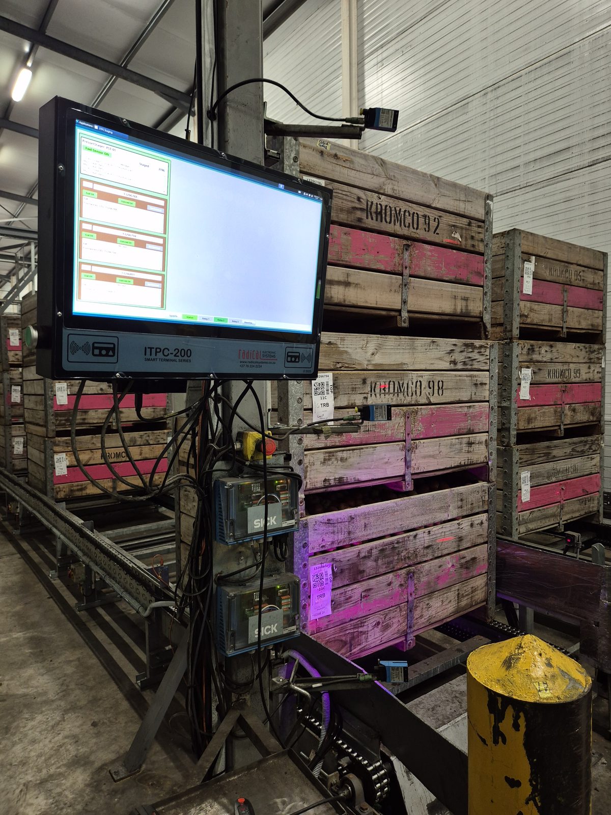 ITPC 200 — pallet infeed